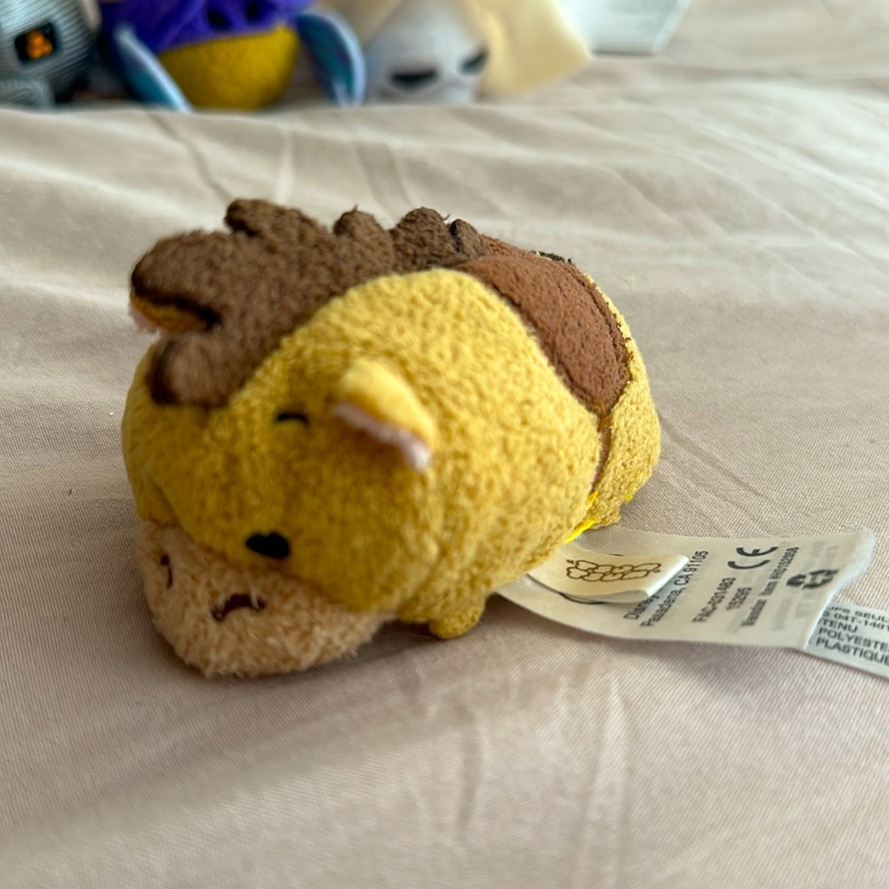 Mini tsum tsum bundle . - Picture 3 of 7